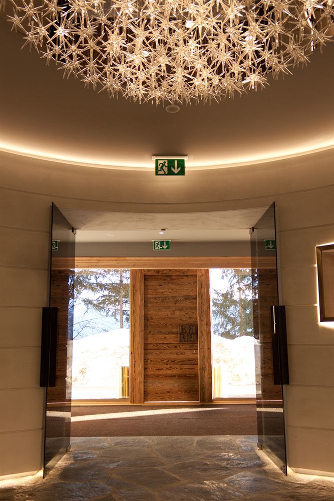 Hotel Royal Crans-Montana Exterior foto
